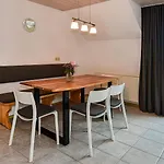 Schoengarten شقة